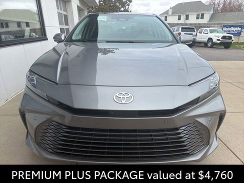 Used 2026 Toyota Camry XLE w/ Premium Plus Package image 3