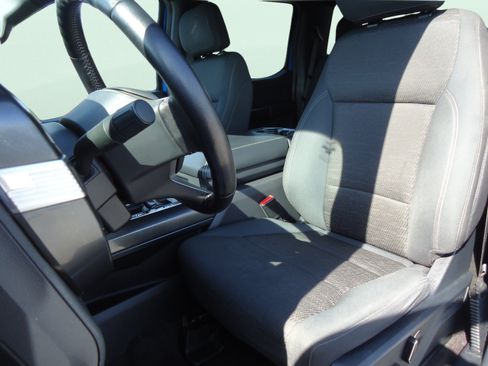 Used 2021 Ford F150 XLT w/ Equipment Group 302A High AWD/4WD image 28