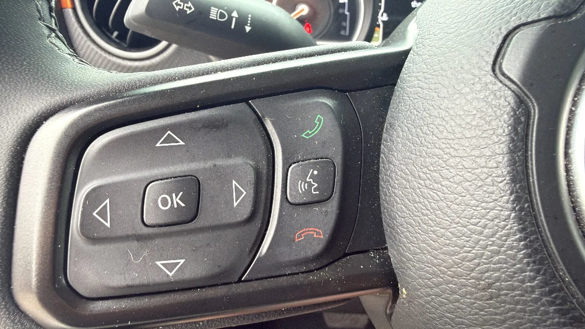 Used 2026 Jeep Gladiator Mojave AWD/4WD image 27