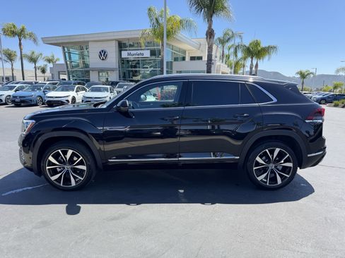 Used 2024 Volkswagen Atlas Cross Sport SEL Premium R-Line AWD/4WD image 11