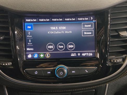 Used 2020 Chevrolet Trax LT w/ Driver Confidence Package image 25