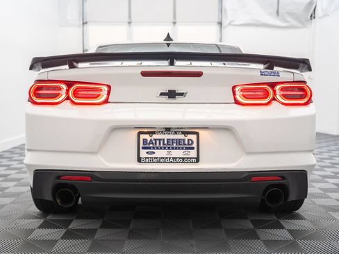 Used 2023 Chevrolet Camaro LT RWD image 6