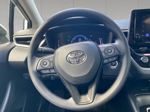 Used 2026 Toyota Corolla LE w/ LE Premium Package FWD image 13