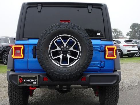 New 2026 Jeep Wrangler Unlimited Rubicon w/ Technology Group image 9