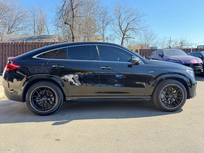 Used 2024 Mercedes-Benz GLE 53 AMG 4MATIC Coupe image 5