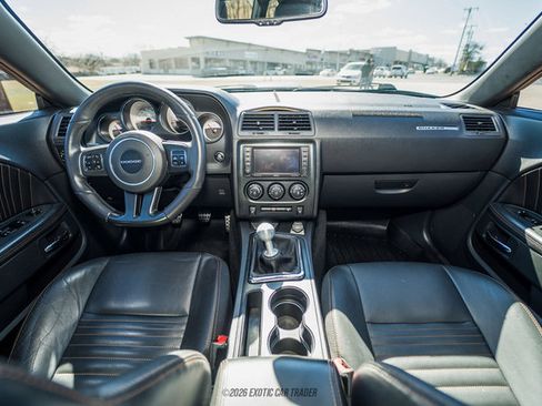 Used 2014 Dodge Challenger R/T RWD image 28