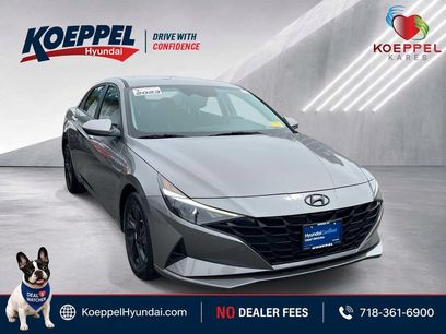 Certified 2023 Hyundai Elantra SEL w/ Preferred Accessory Package