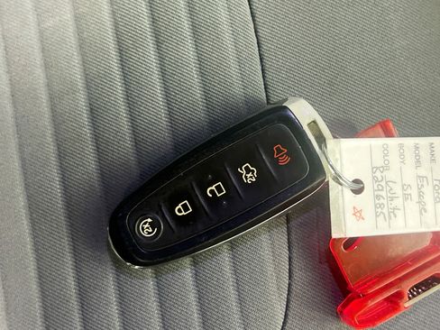 Used 2019 Ford Escape SE FWD image 37
