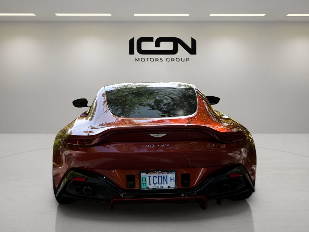 Used 2019 Aston Martin V8 Vantage Coupe RWD image 9