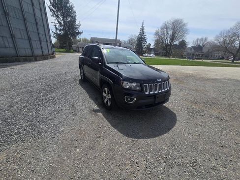 Used 2017 Jeep Compass High Altitude AWD/4WD image 5
