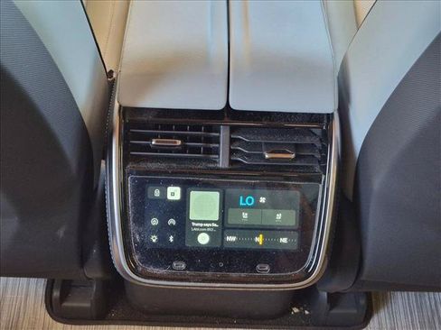 Used 2023 Rivian R1S Adventure AWD/4WD image 19