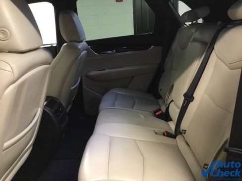 Used 2019 Cadillac XT5 Luxury AWD/4WD image 32