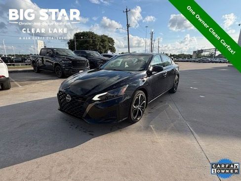 Used 2024 Nissan Altima 2.5 SR FWD image 1