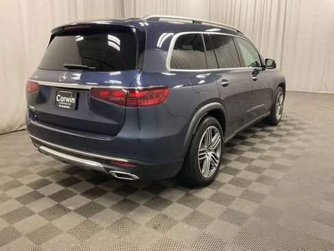Used 2025 Mercedes-Benz GLS 450 4MATIC image 10