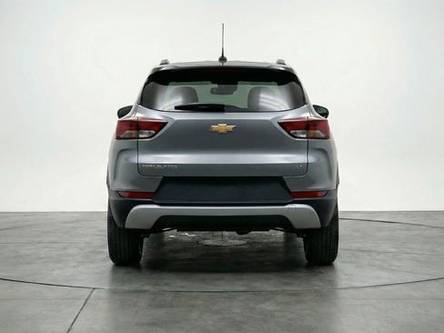 Used 2025 Chevrolet TrailBlazer LT FWD image 7