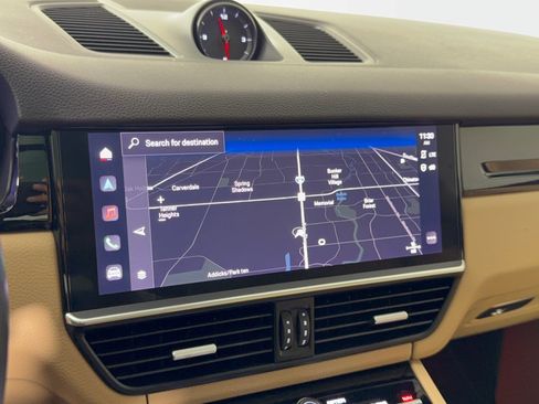 Certified 2022 Porsche Cayenne AWD/4WD image 23