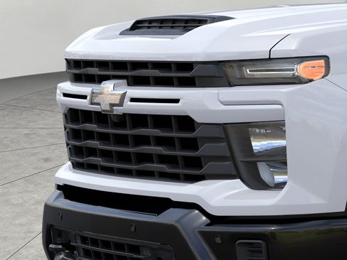 Used 2026 Chevrolet Silverado 2500 Custom AWD/4WD image 13