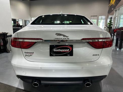 Used 2017 Jaguar XF Prestige RWD image 82