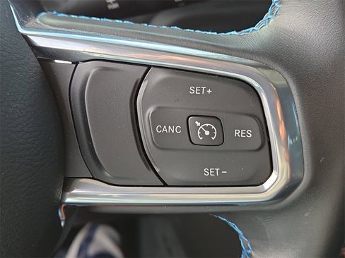 Used 2022 Jeep Wrangler Unlimited Rubicon 4xe image 28