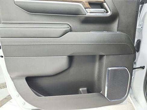Used 2024 Chevrolet Silverado 1500 LT AWD/4WD image 34