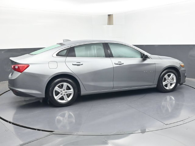 Used 2024 Chevrolet Malibu LT FWD image 3