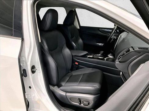 Used 2024 Lexus NX 250 FWD image 9