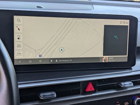 Used 2024 Kia Sorento S image 22