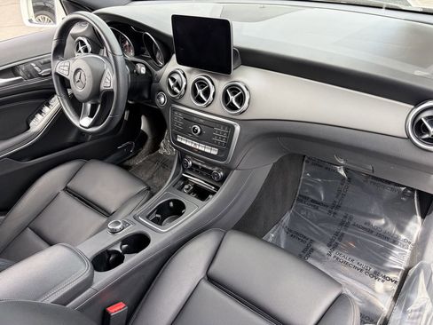 Used 2020 Mercedes-Benz GLA 250 image 12