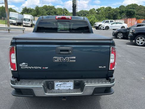 Used 2020 GMC Canyon SLE w/ Elevation Edition RWD image 4