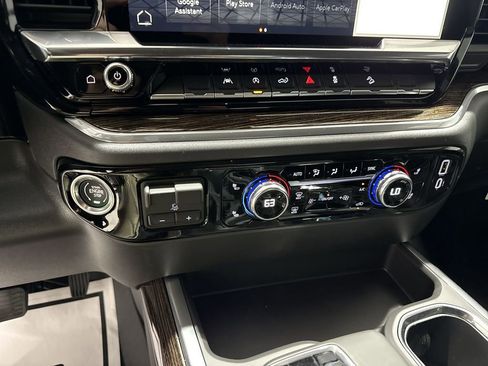 New 2026 GMC Sierra 1500 Elevation AWD/4WD image 17