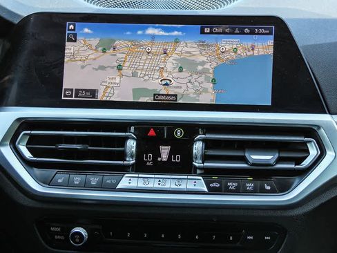 Used 2021 BMW 330e w/ Driving Assistance Package RWD image 15