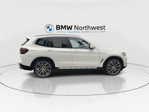 Used 2023 BMW X3 xDrive30i w/ Premium Package w/ZPA AWD/4WD image 4