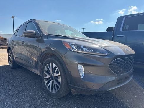 Used 2020 Ford Escape Titanium image 1