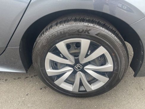 Used 2023 Honda Civic LX image 9