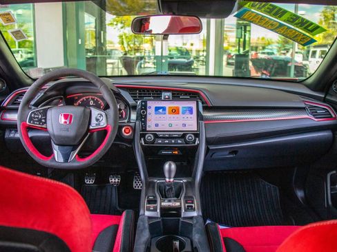 Used 2020 Honda Civic Type R image 15