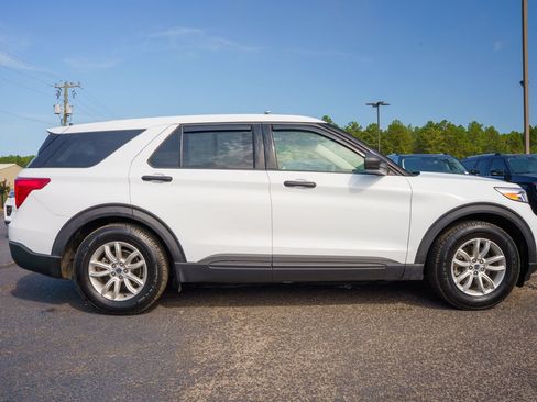 Used 2021 Ford Explorer 2WD image 7