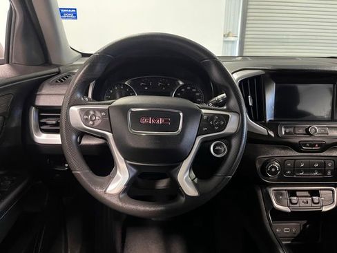 Used 2024 GMC Terrain SLE FWD image 21