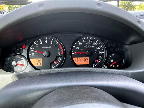 Used 2012 Nissan Xterra X AWD/4WD image 25