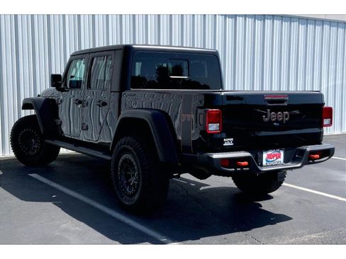 Used 2021 Jeep Gladiator Mojave w/ Cold Weather Group AWD/4WD image 10