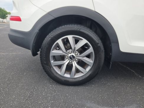 Used 2016 Kia Sportage LX FWD image 27