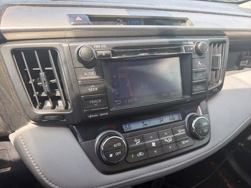 Used 2013 Toyota RAV4 XLE AWD/4WD image 23