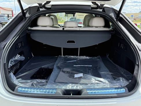 Certified 2025 Mercedes-Benz GLC 300 4MATIC image 33