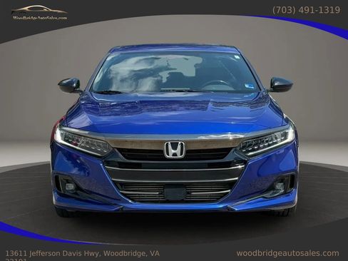 Used 2022 Honda Accord Sport image 2