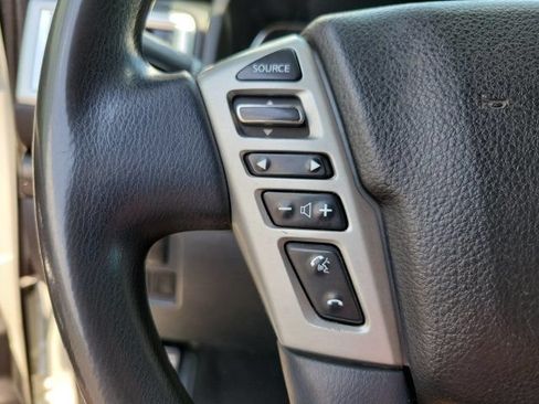 Used 2018 Nissan Titan SV RWD image 20