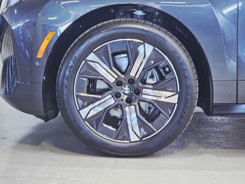 New 2026 BMW iX xDrive45 image 8