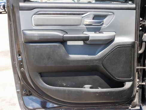 Used 2020 RAM 1500 Big Horn AWD/4WD image 13