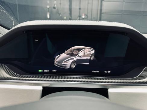 Used 2022 Tesla Model S Plaid AWD/4WD image 30