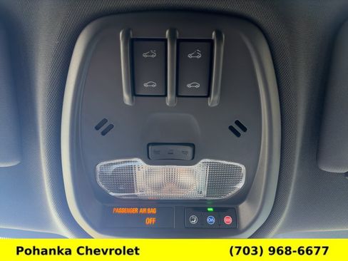 Used 2026 Chevrolet Trax RS w/ Sunroof Package FWD image 19