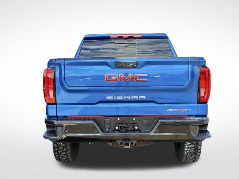 Used 2023 GMC Sierra 1500 AT4X image 10