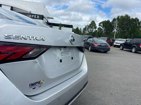 Used 2020 Nissan Sentra SV image 27